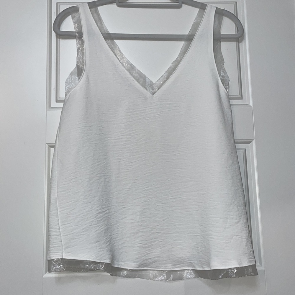 White Top - Picture 2 of 2